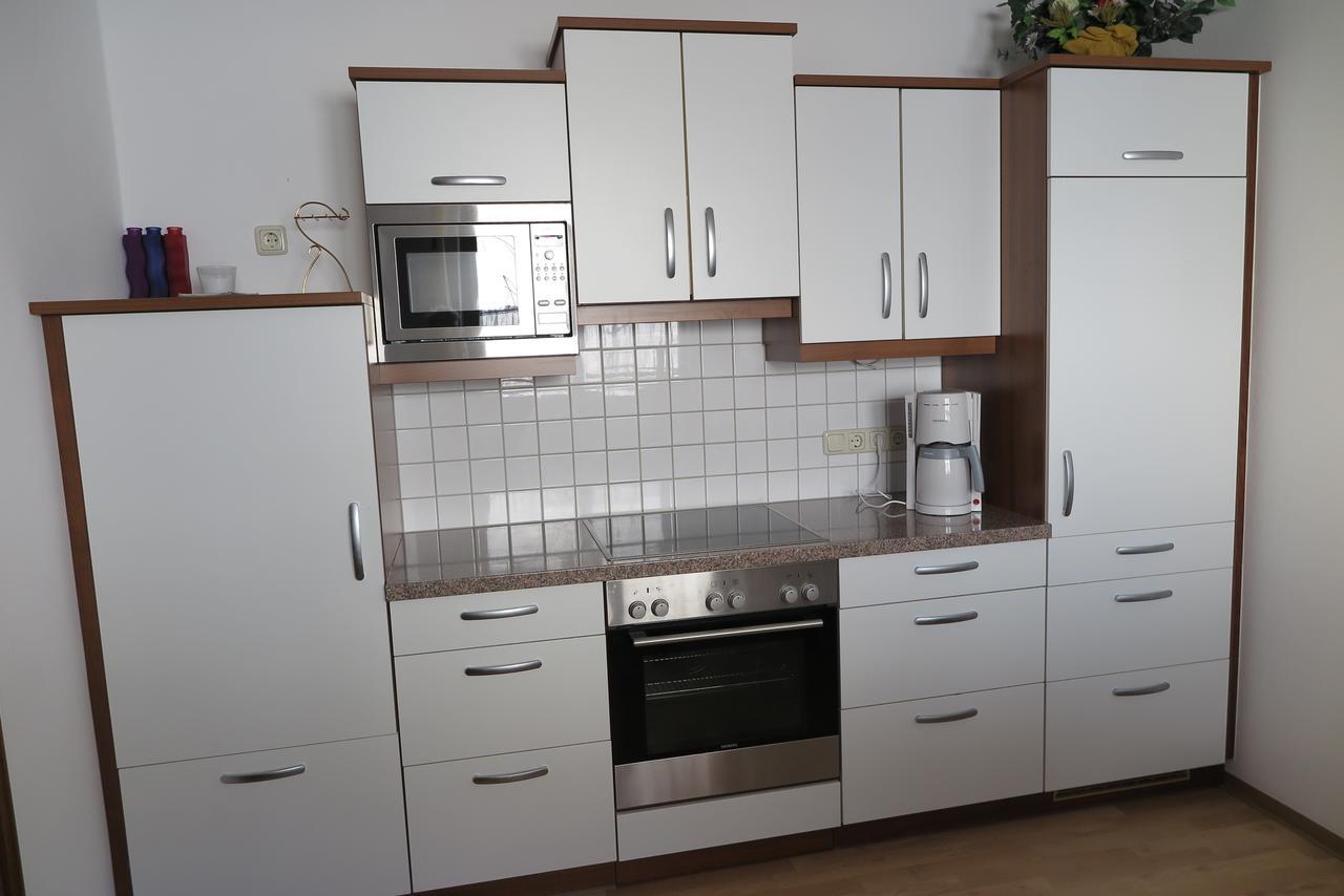 Haus Enzian Apartamento Sankt Johann im Pongau Quarto foto