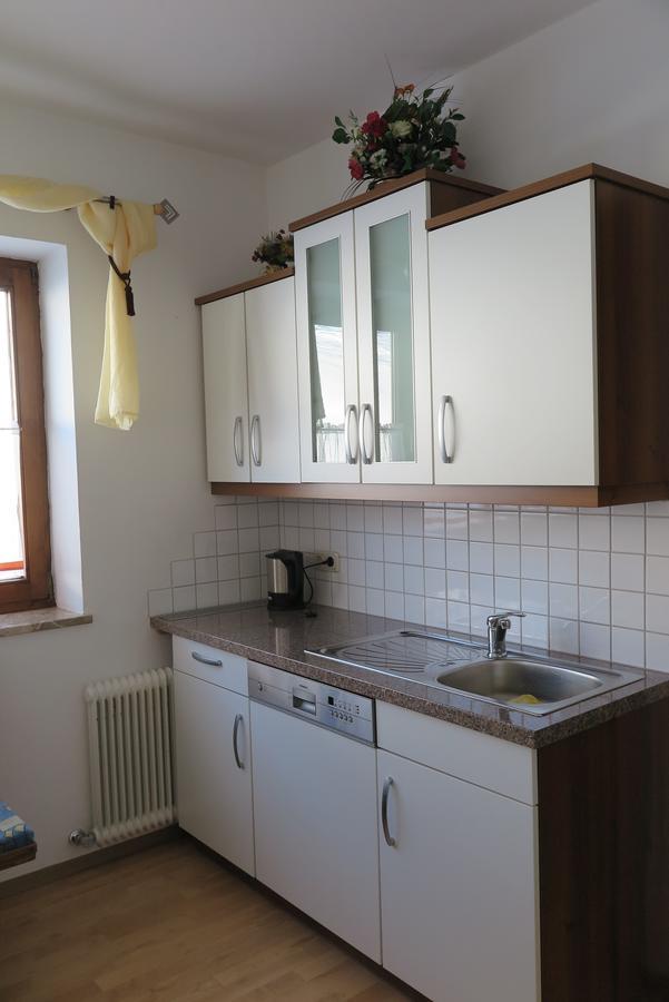Haus Enzian Apartamento Sankt Johann im Pongau Quarto foto