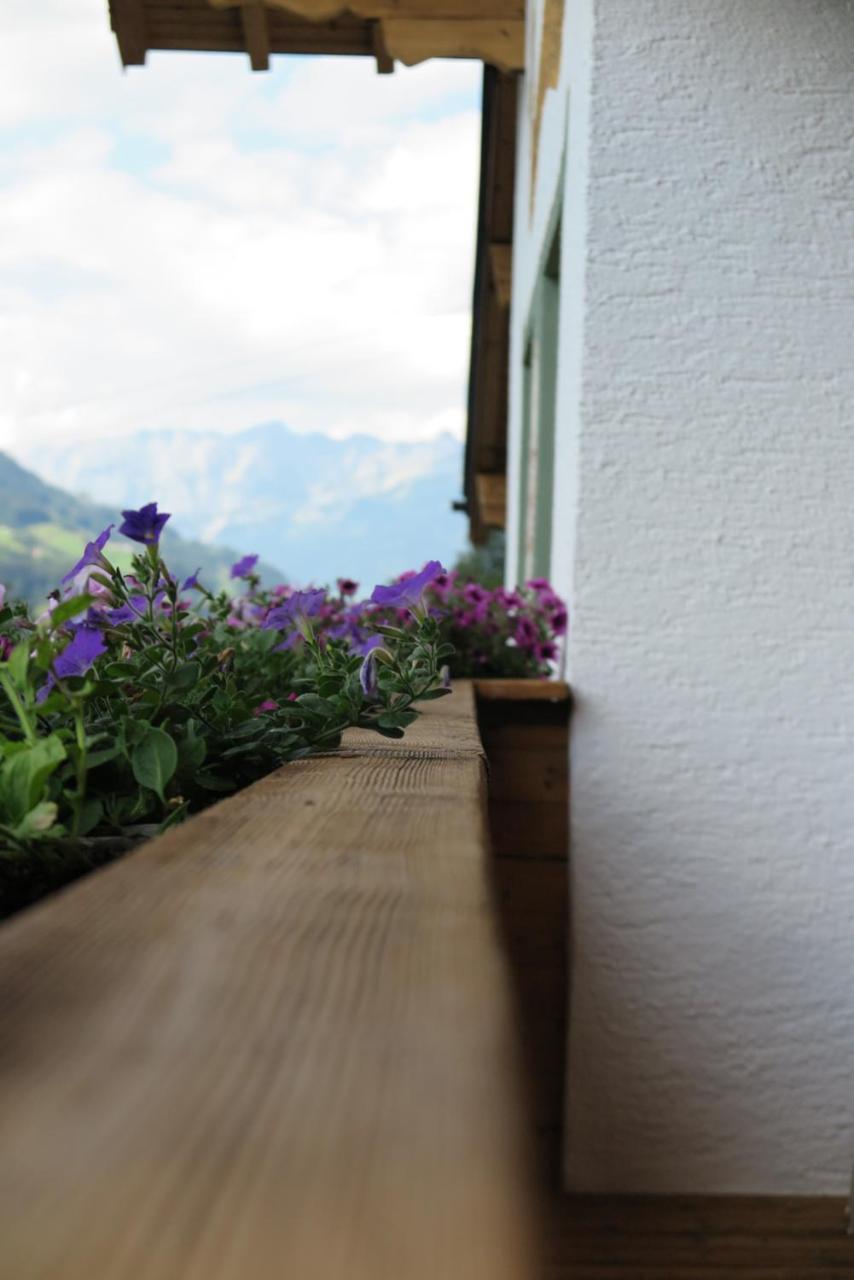 Haus Enzian Apartamento Sankt Johann im Pongau Exterior foto