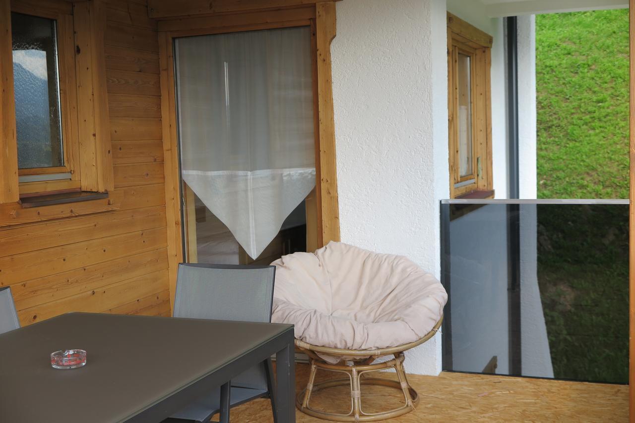 Haus Enzian Apartamento Sankt Johann im Pongau Exterior foto